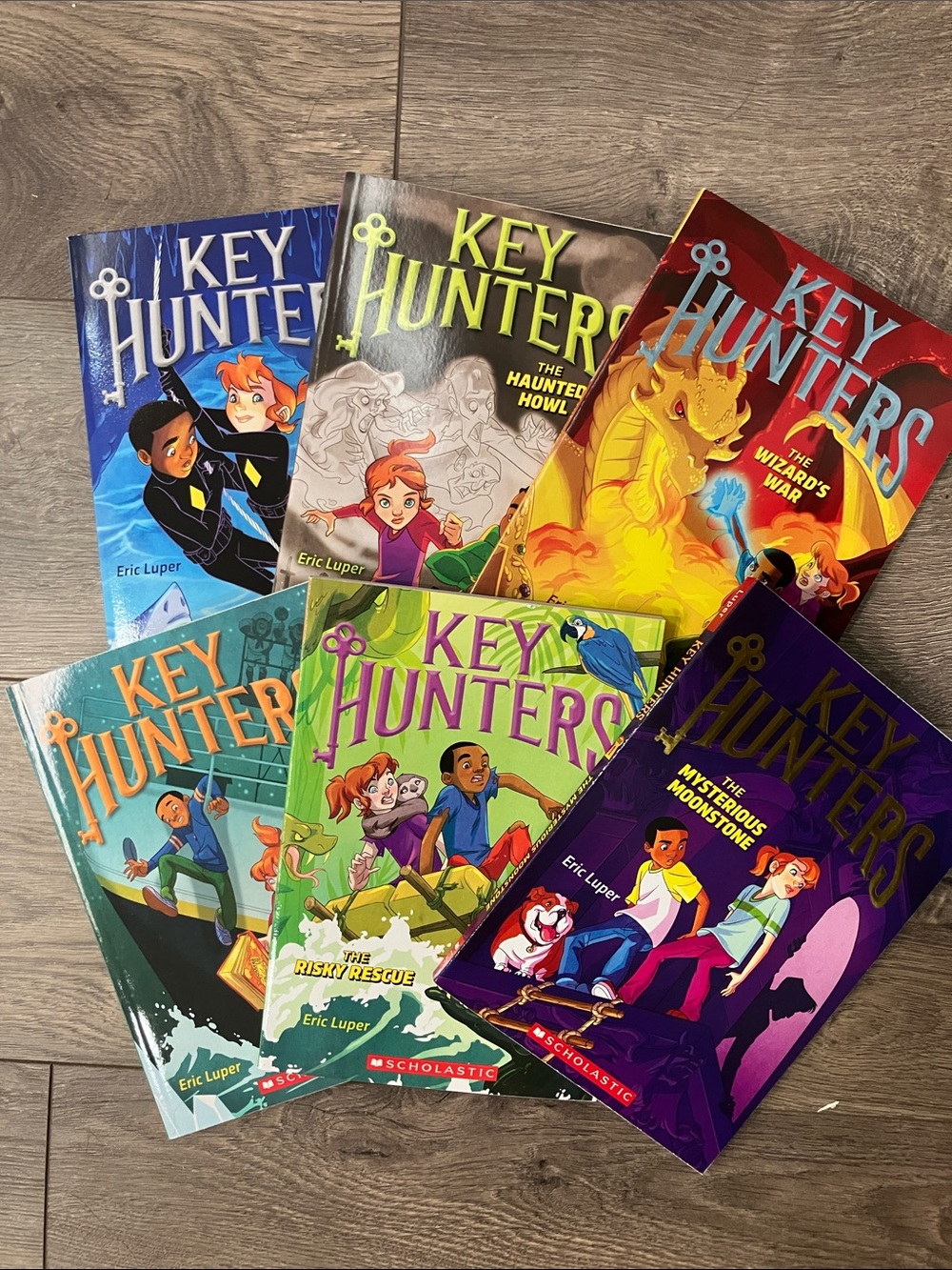 Scholastic Key Hunters Book Set - 3rd Grade Level, Like New
